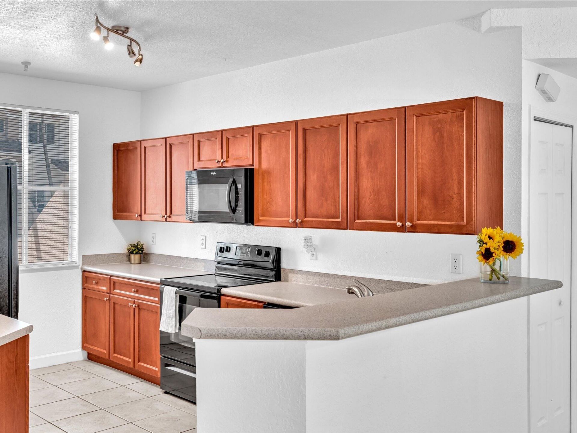 513 Bayfront Drive, Boynton Beach, FL 33435 Photo