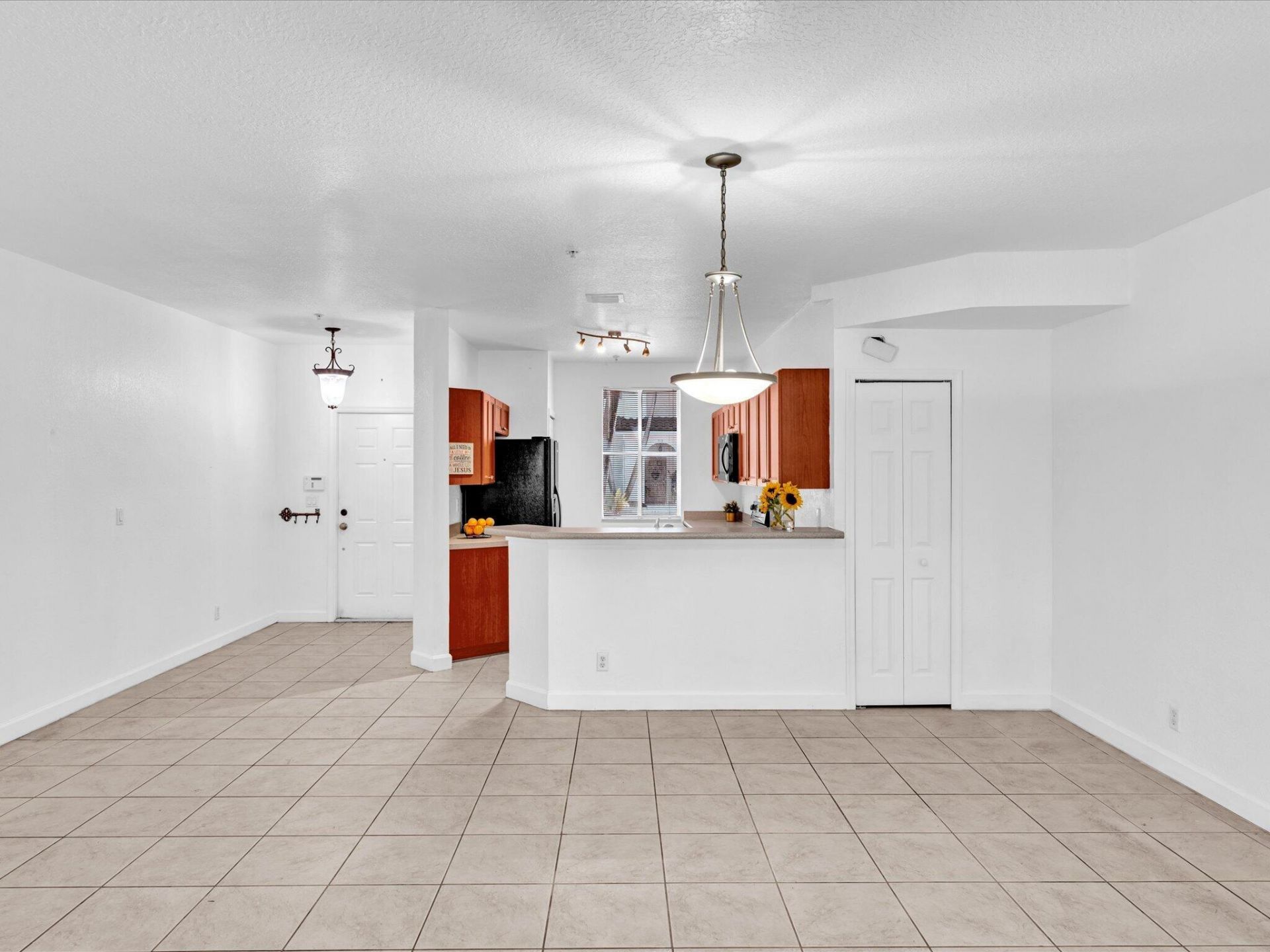 513 Bayfront Drive, Boynton Beach, FL 33435 Photo