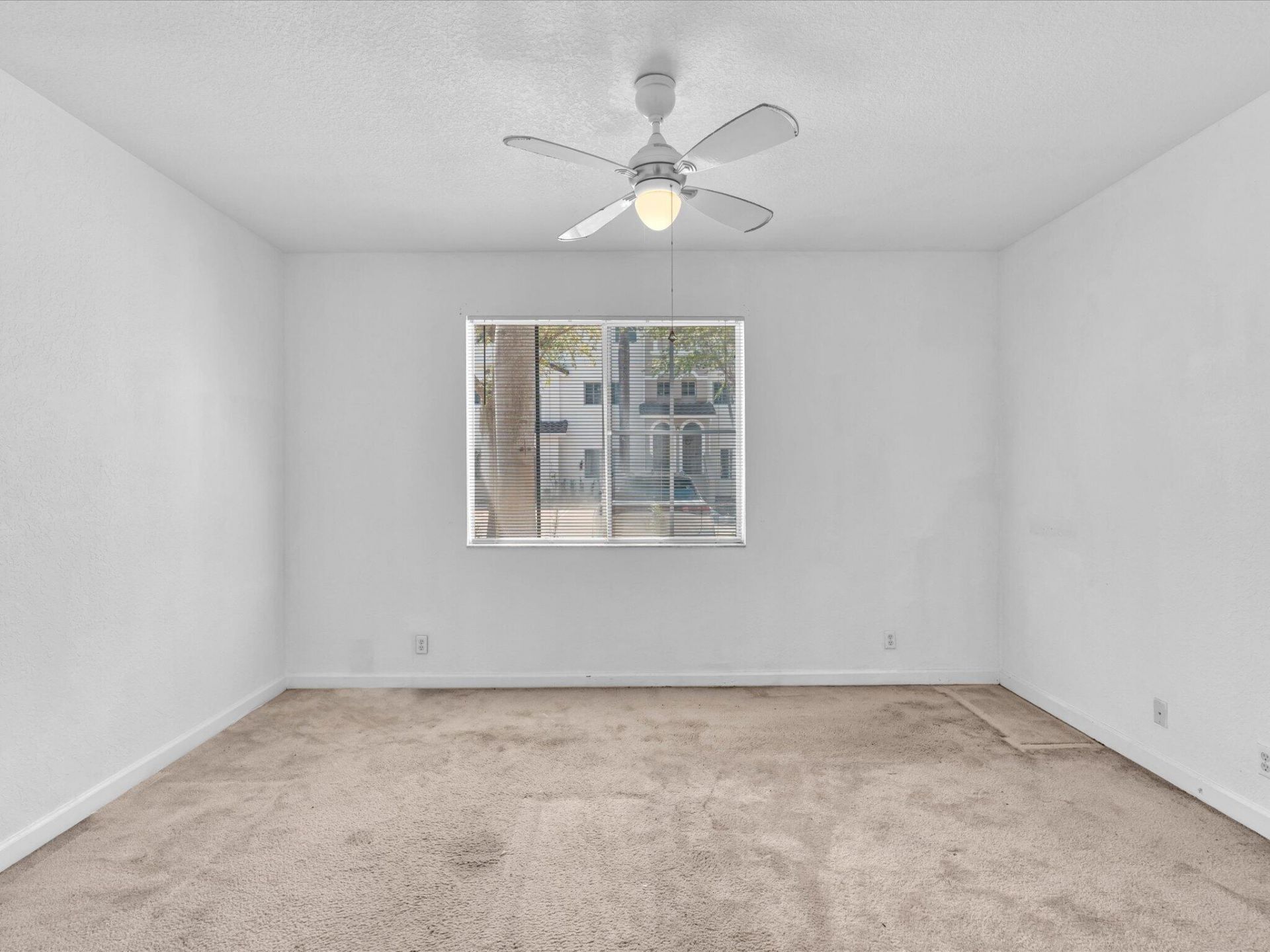 513 Bayfront Drive, Boynton Beach, FL 33435 Photo