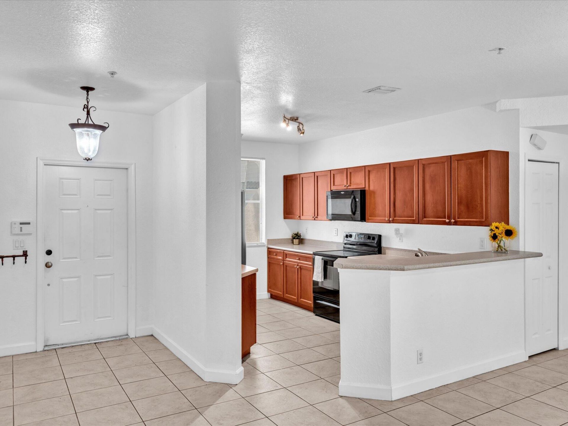 513 Bayfront Drive, Boynton Beach, FL 33435 Photo