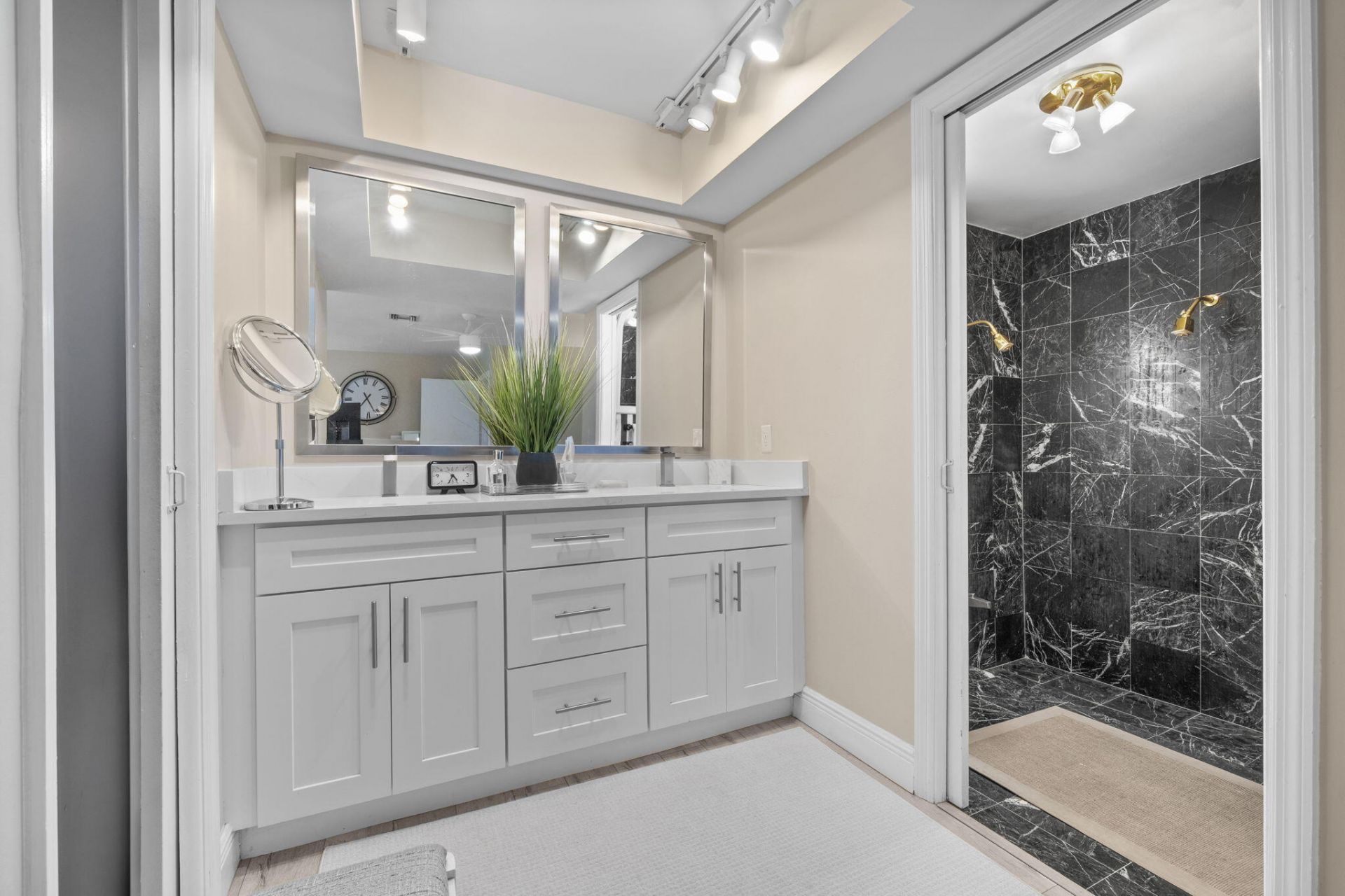 8730 Lake Dasha Terrace, Plantation, FL 33324 Photo