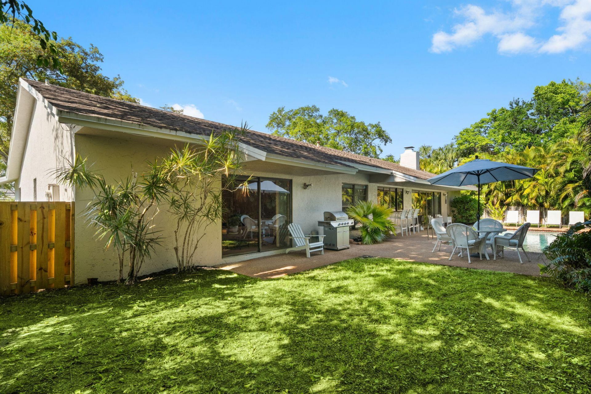 8730 Lake Dasha Terrace, Plantation, FL 33324 Photo