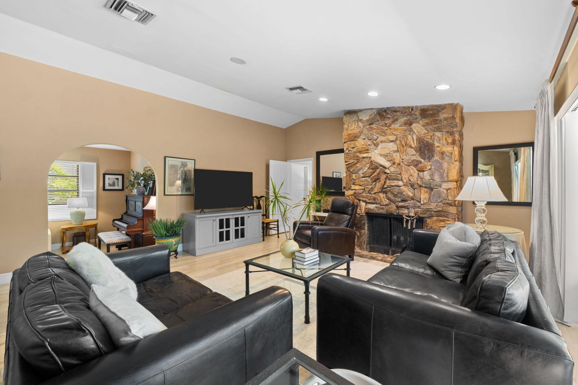 8730 Lake Dasha Terrace, Plantation, FL 33324 Photo