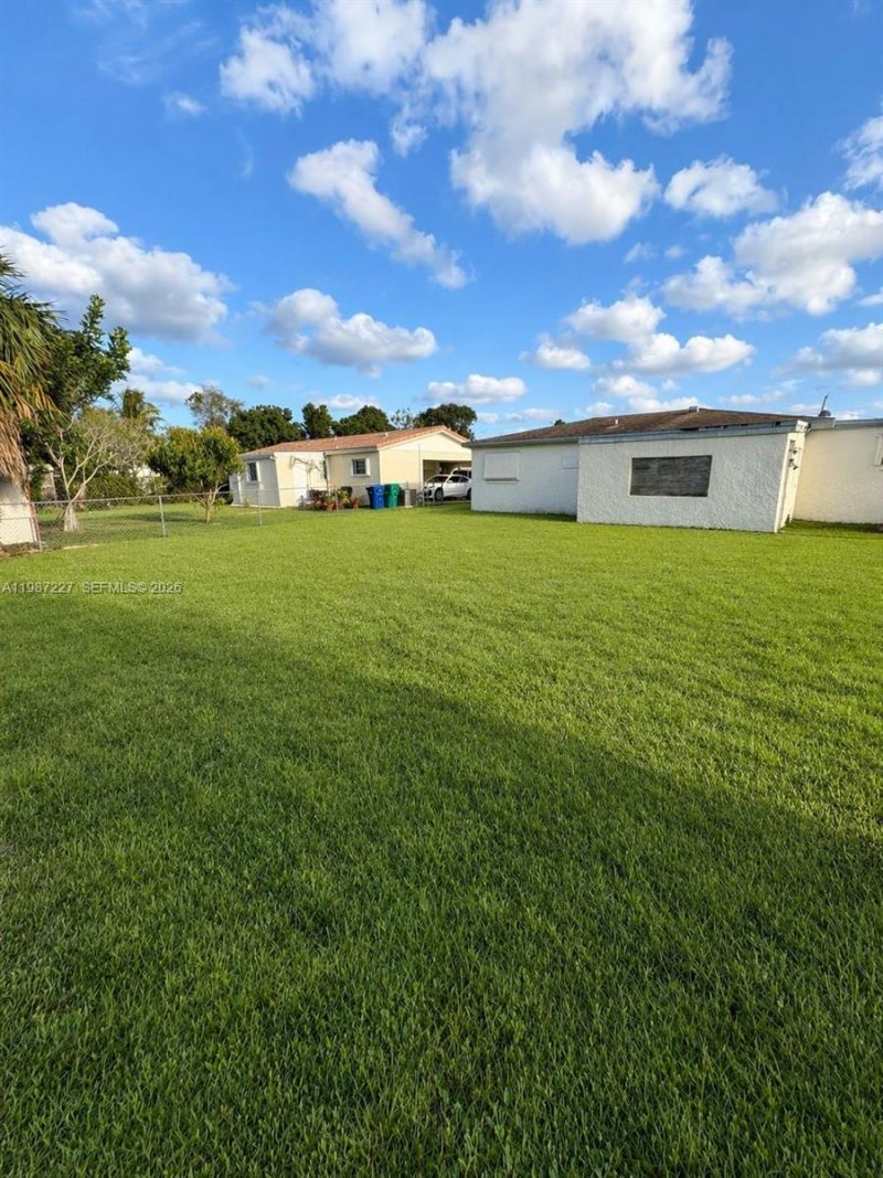 3281 NW 13th St, Lauderhill, FL 33311 Photo