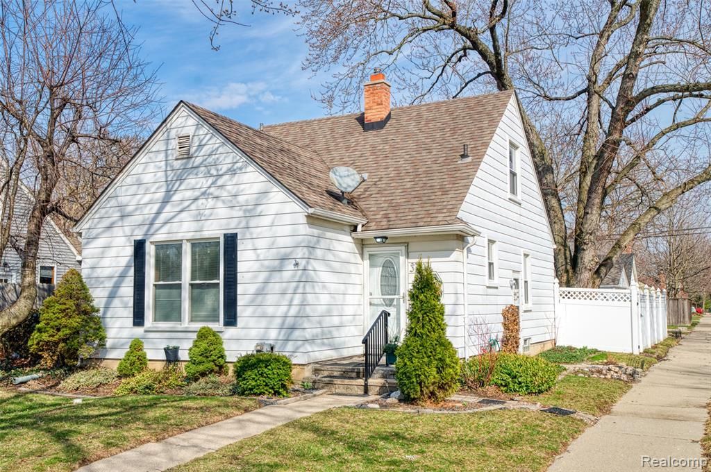 3714 Robina Avenue, Berkley, MI 48072 Main Photo