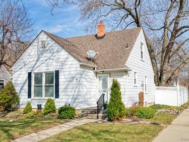 3714 Robina Avenue, Berkley, MI 48072