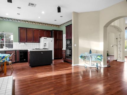 187 John Henry Cir, Folsom, CA 95630 Photo