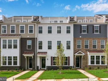 1648 SANDPIPER BAY LOOP , DUMFRIES, VA 22026