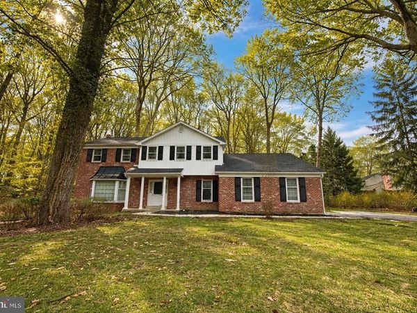 521 SUSAN DRIVE, WEST CHESTER, PA 19380