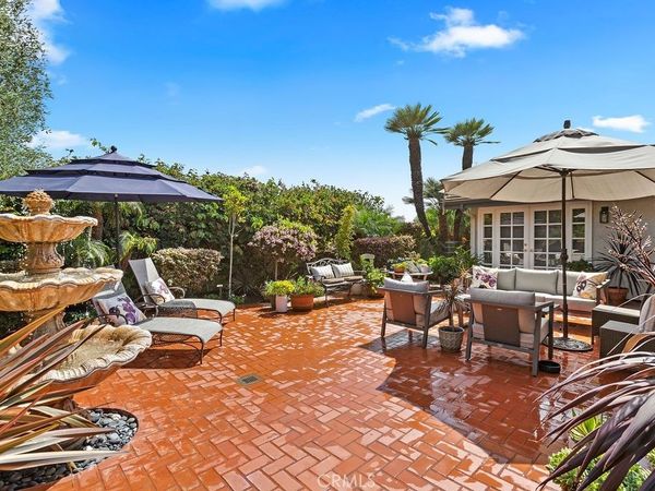30 Jetty Drive, Corona Del Mar, CA 92625