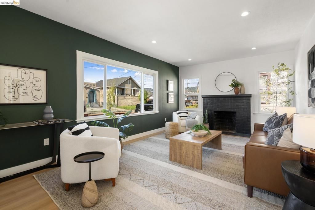 2100 69th Ave, Oakland, CA 94621 Main Photo