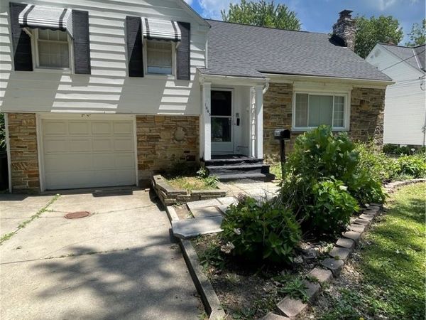 1663 Lyndhurst, Lyndhurst, OH 44124