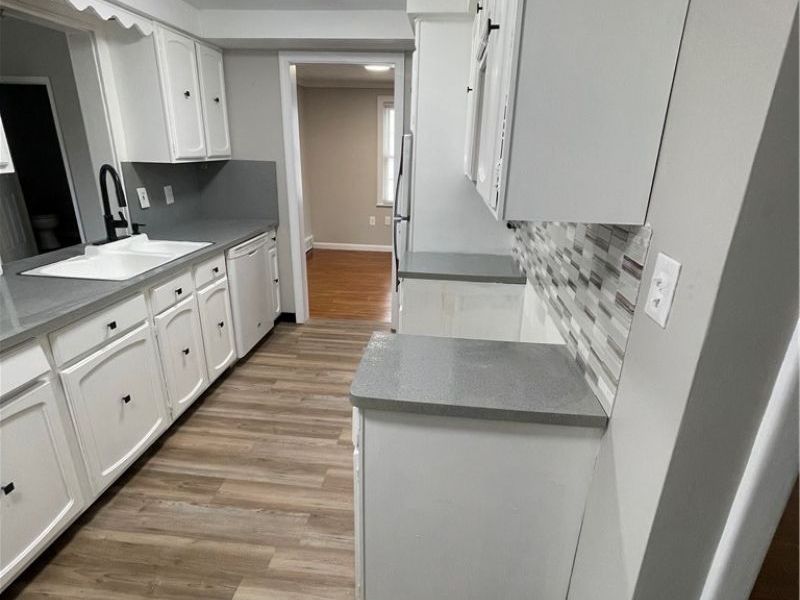 1663 Lyndhurst, Lyndhurst, OH 44124 Photo 10