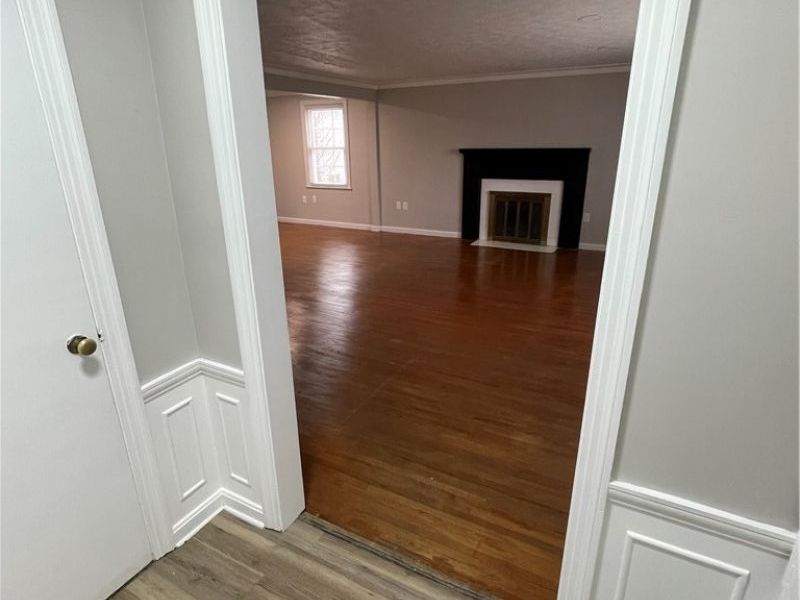 1663 Lyndhurst, Lyndhurst, OH 44124 Photo 4