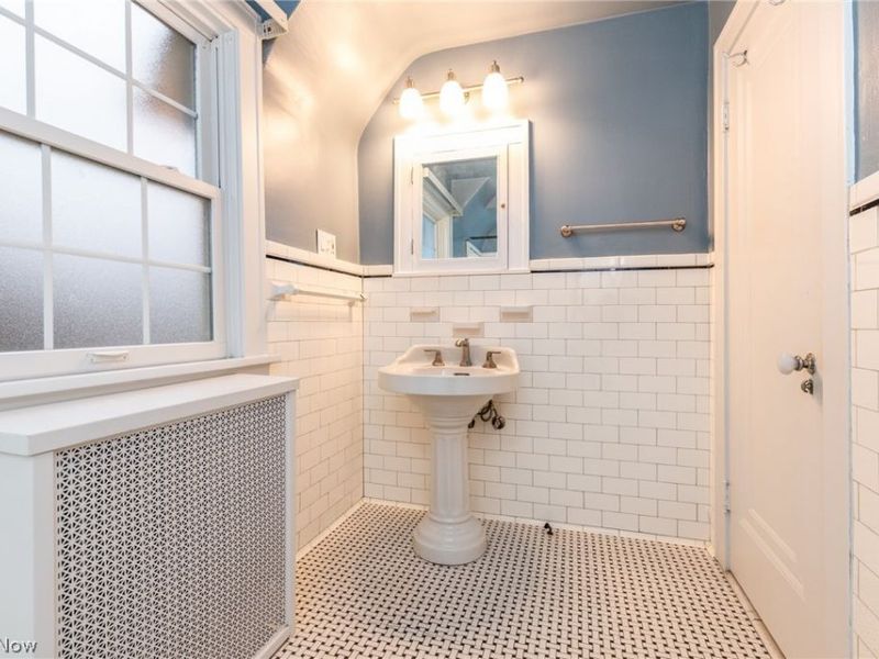 3350 Avalon Road, Shaker Heights, OH 44120 Photo 21