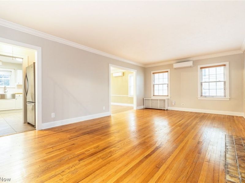 3350 Avalon Road, Shaker Heights, OH 44120 Photo 3