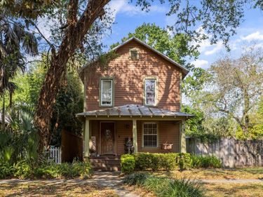 802 S PALMETTO AVENUE , SANFORD, FL 32771