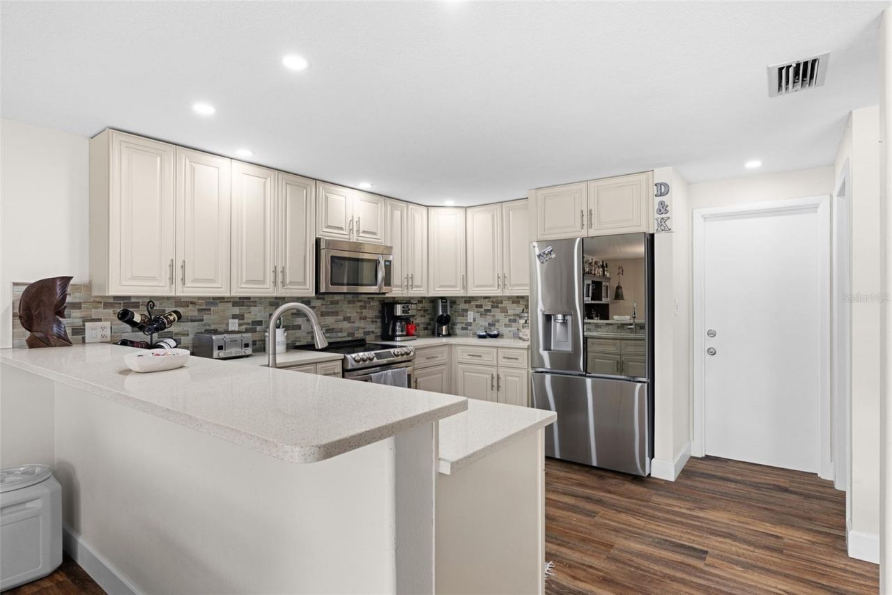 1326 Flotilla Drive , Holiday, FL 34690 Photo