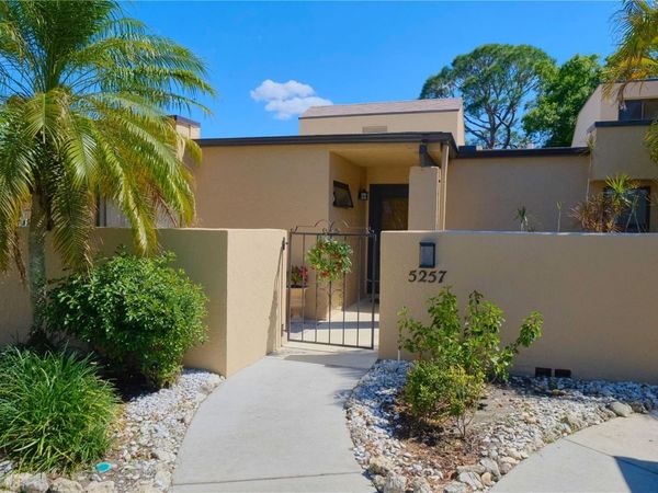 5257 MYRTLE WAY, Unit 29, SARASOTA, FL 34235