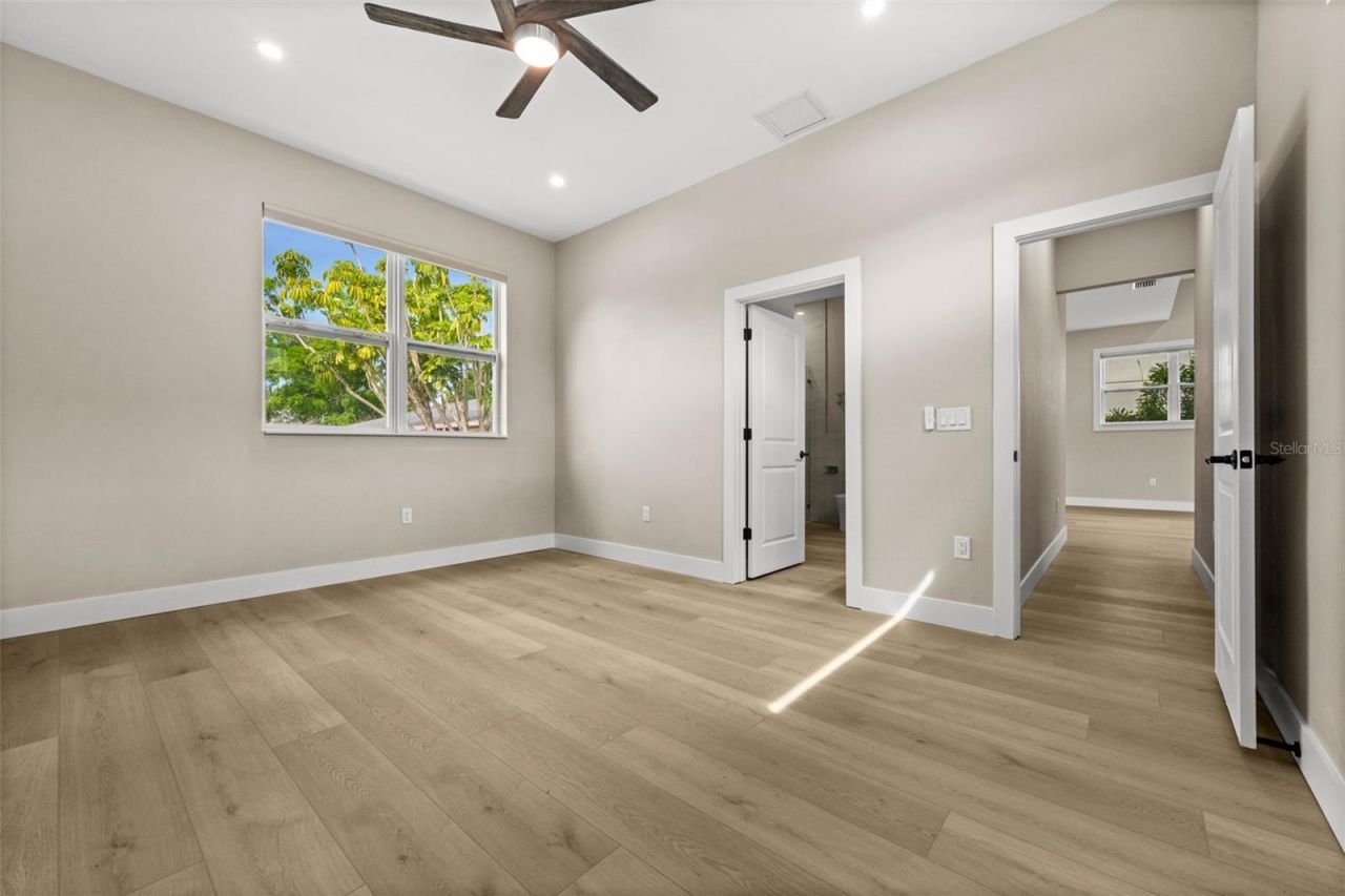 2311 Sandrala Drive, Sarasota, FL 34231 Photo