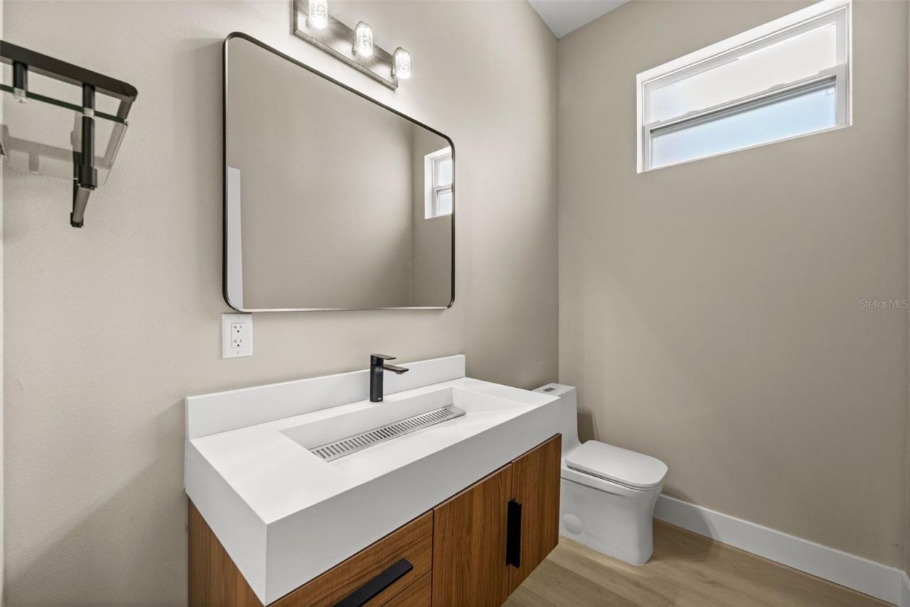 2311 Sandrala Drive, Sarasota, FL 34231 Photo