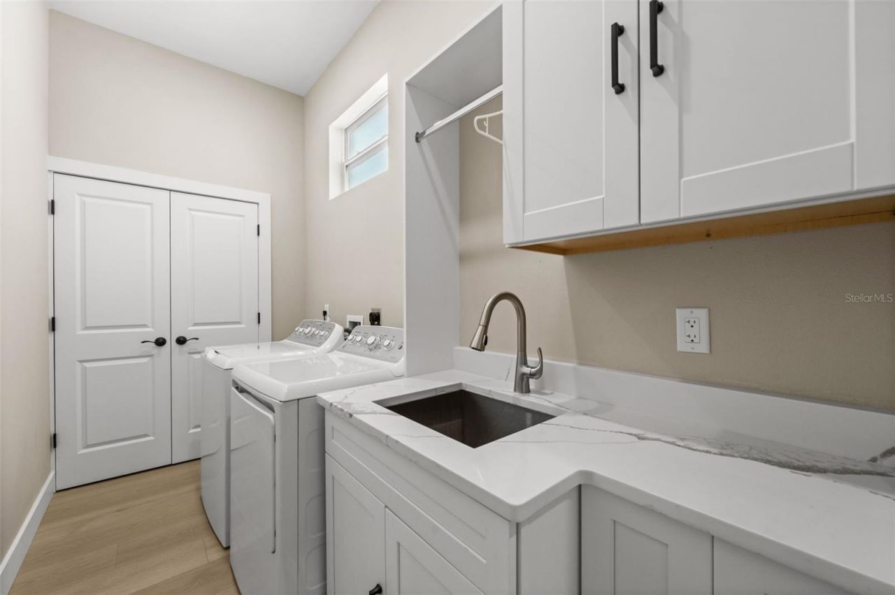2311 Sandrala Drive, Sarasota, FL 34231 Photo