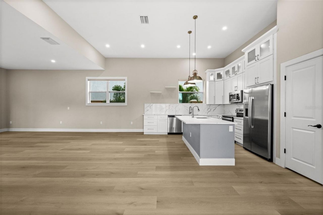 2311 Sandrala Drive, Sarasota, FL 34231 Photo