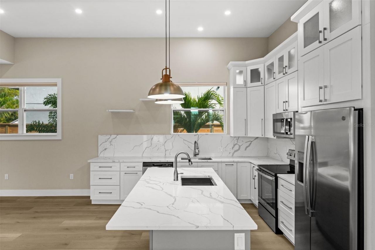 2311 Sandrala Drive, Sarasota, FL 34231 Photo