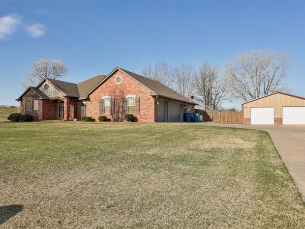 1307 Whispering Ridge Drive, Tuttle, OK 73089