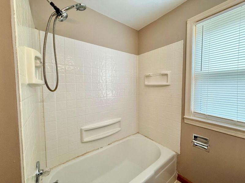 170 Fellows Avenue, West Jefferson, OH 43162 Photo 26