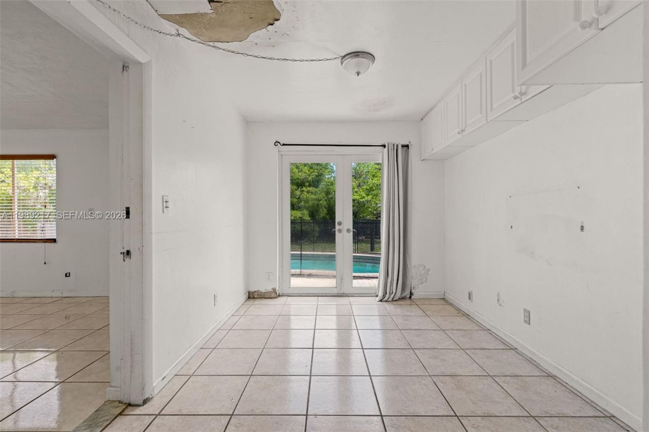 4750 NE 17th Ave , Pompano Beach, FL 33064 Photo