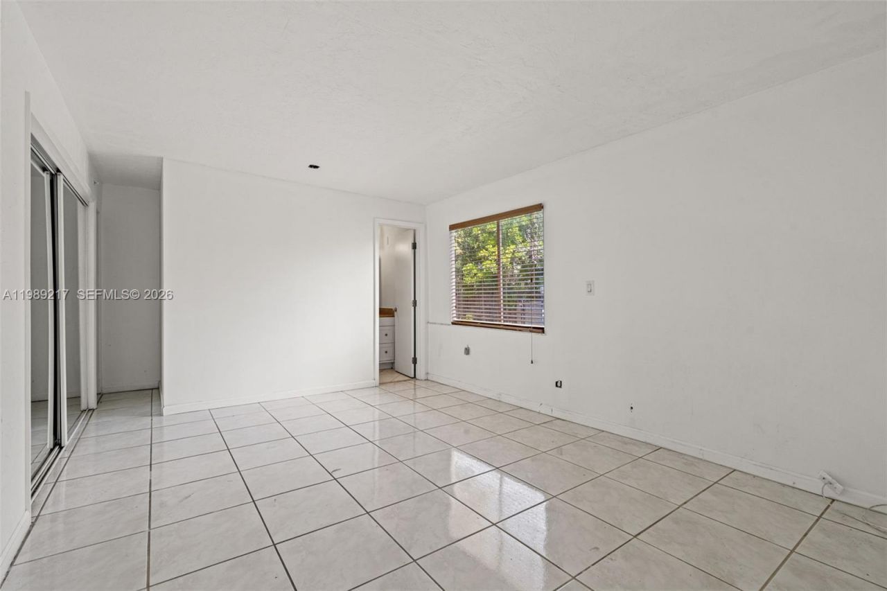 4750 NE 17th Ave , Pompano Beach, FL 33064 Photo