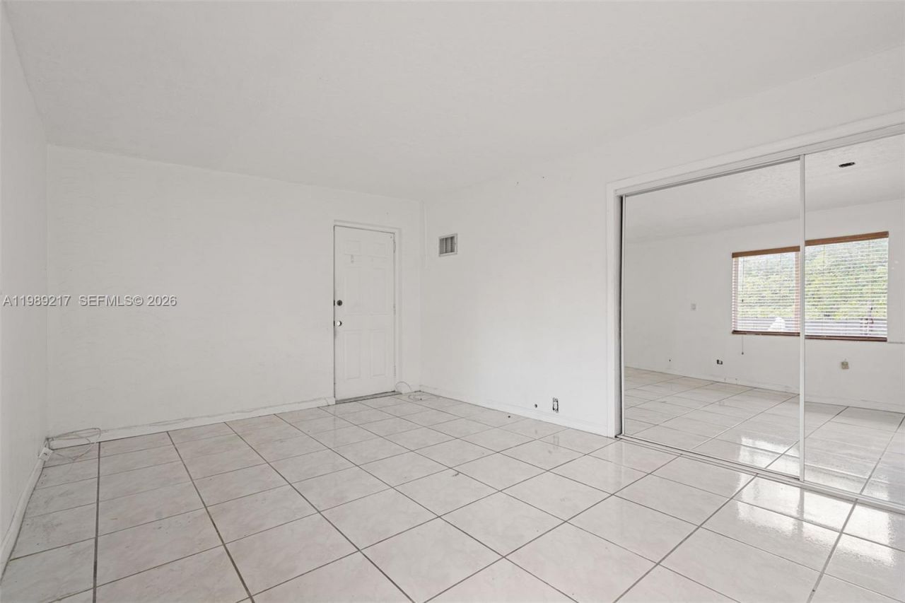 4750 NE 17th Ave , Pompano Beach, FL 33064 Photo