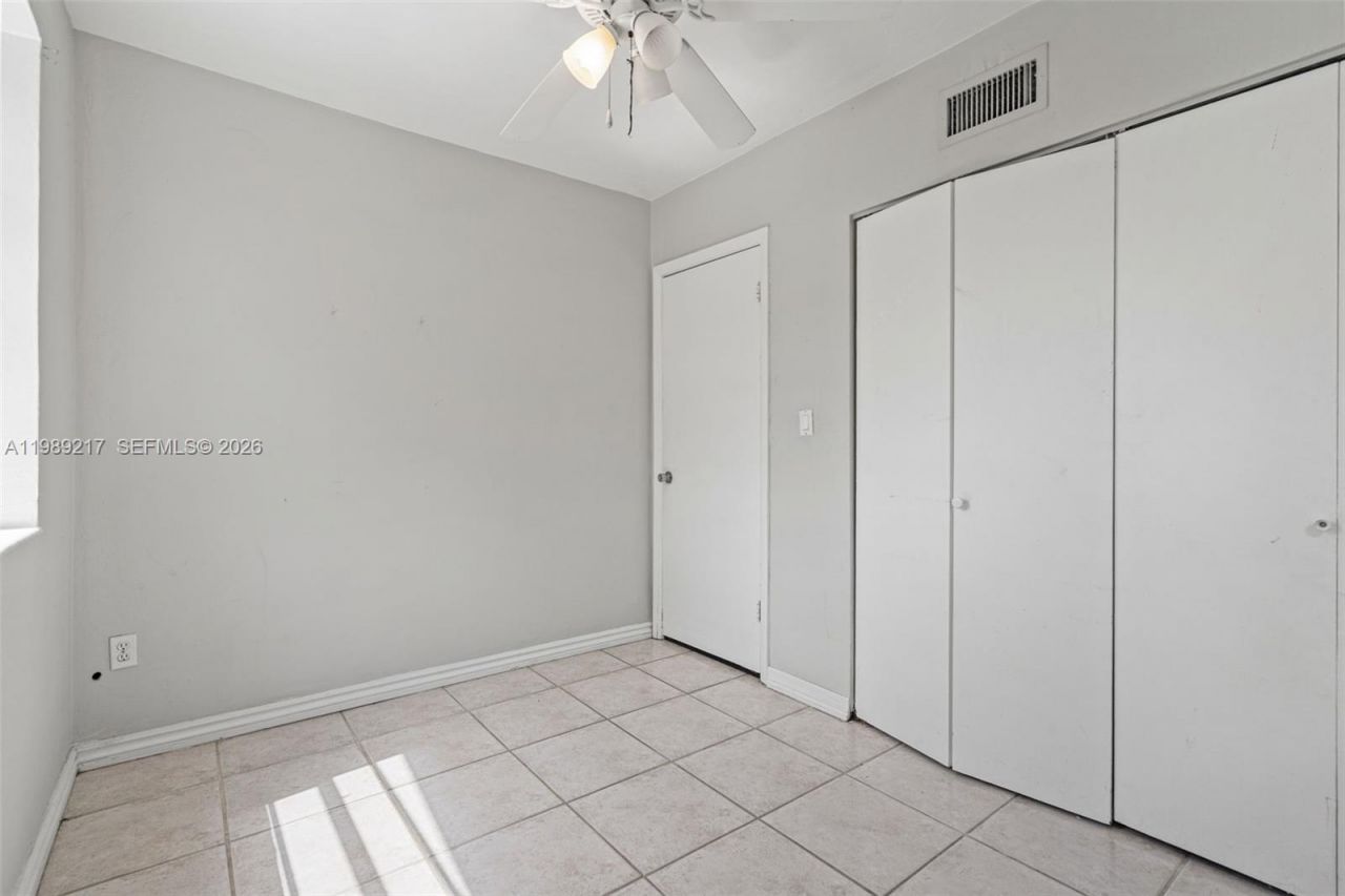 4750 NE 17th Ave , Pompano Beach, FL 33064 Photo