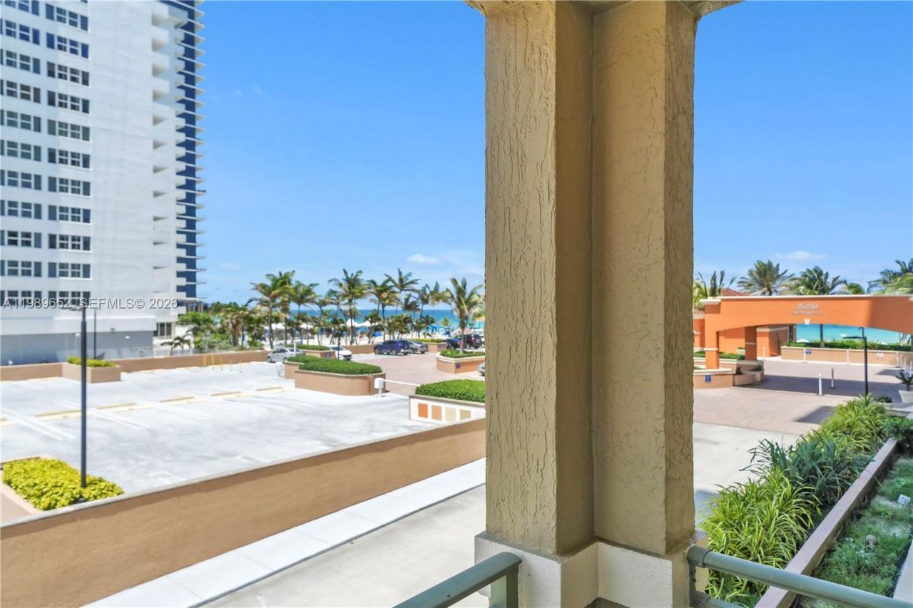2080 S Ocean Dr, Unit 202, Hallandale Beach, FL 33009 Photo