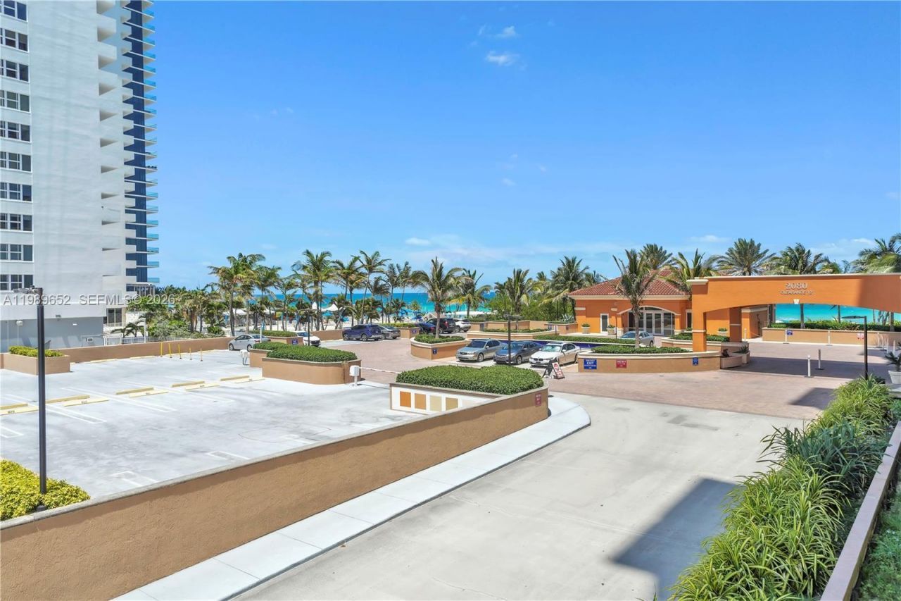 2080 S Ocean Dr, Unit 202, Hallandale Beach, FL 33009 Photo