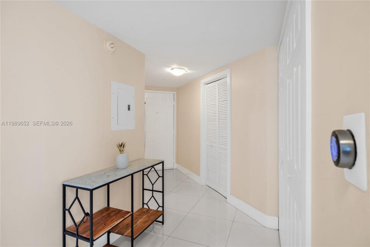 2080 S Ocean Dr, Unit 202, Hallandale Beach, FL 33009 Photo