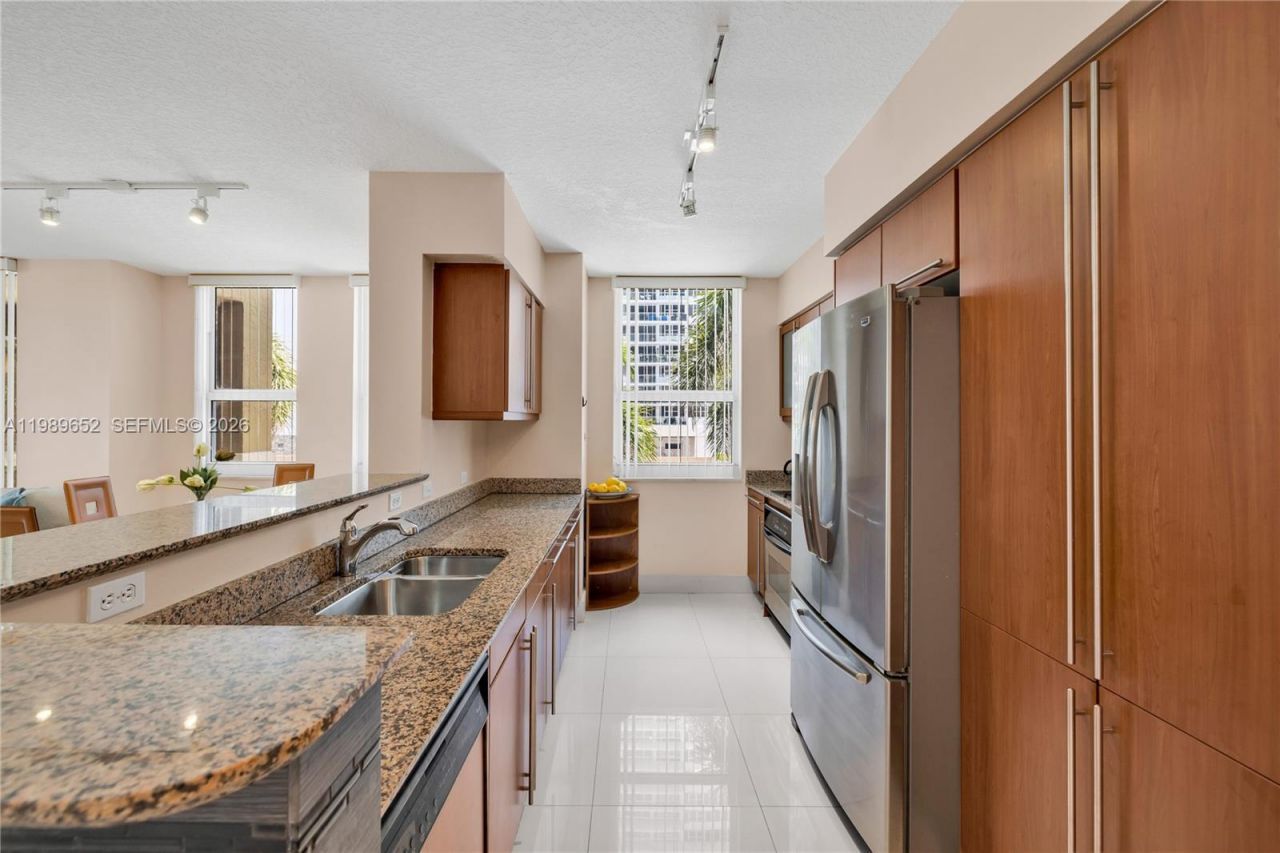 2080 S Ocean Dr, Unit 202, Hallandale Beach, FL 33009 Photo