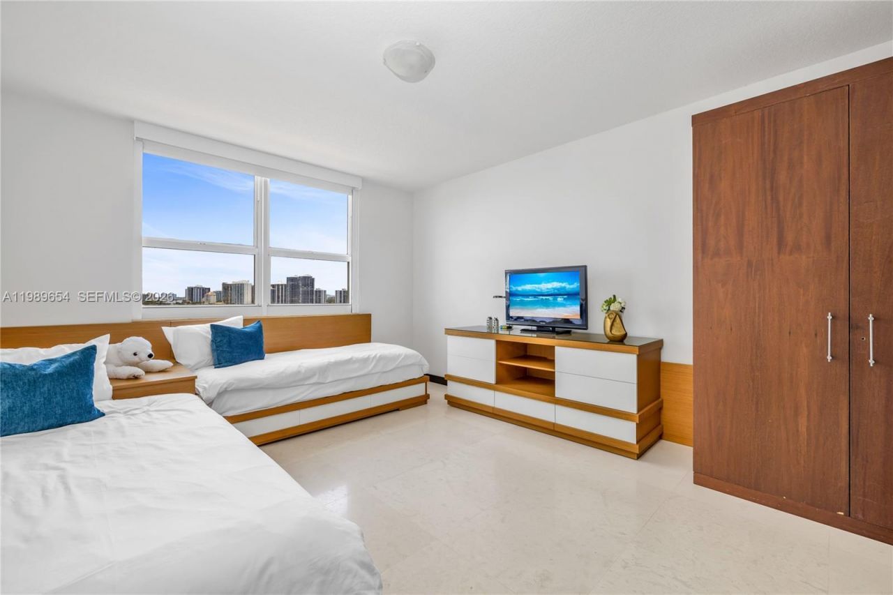 2080 S Ocean Dr, Unit 1203(AVAIL, Hallandale Beach, FL 33009 Photo