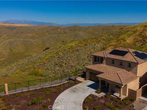 23798 Solaris Court, Corona, CA 92883