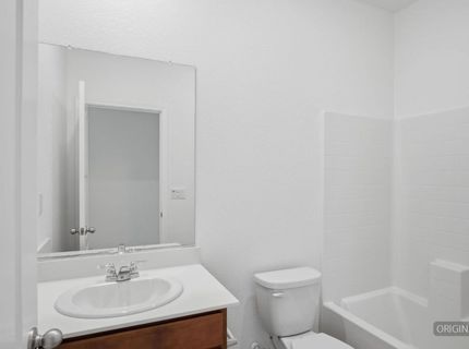 654 Flagstone Dr, Stockton, CA 95206 Photo