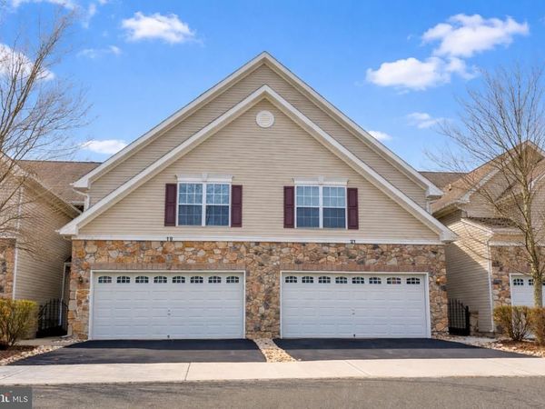 21 MILLER CIRCLE, PENNINGTON, NJ 08534