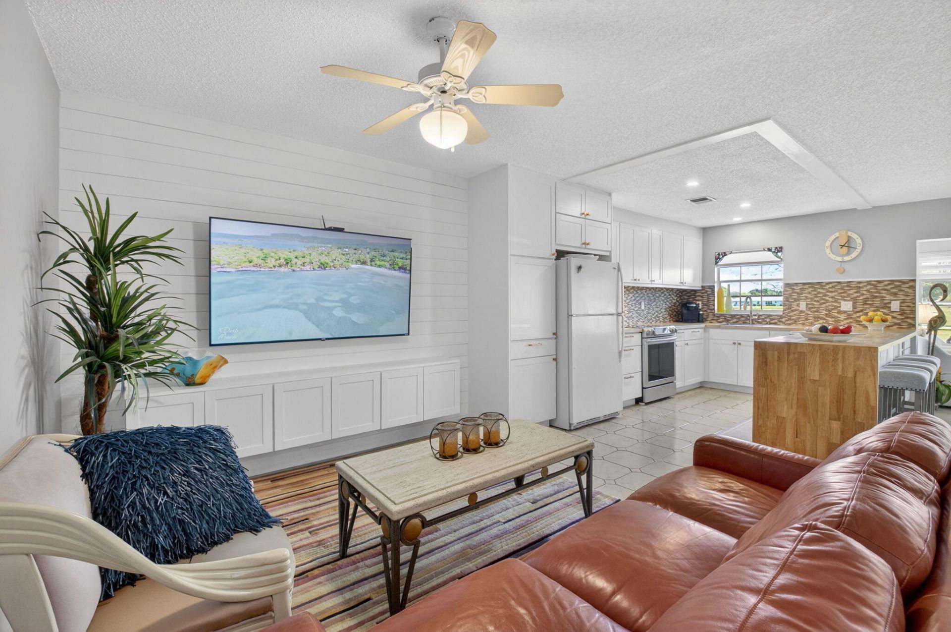 14519 Canalview Drive, Unit B, Delray Beach, FL 33484 Photo