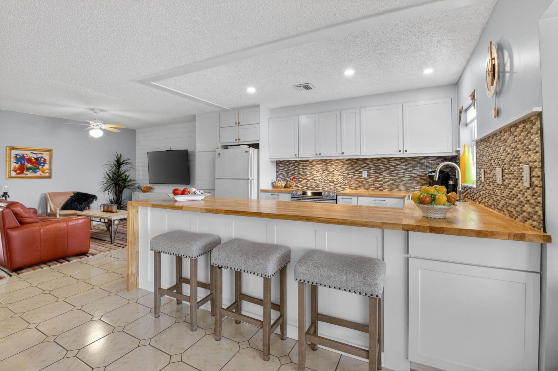 14519 Canalview Drive, Unit B, Delray Beach, FL 33484 Photo