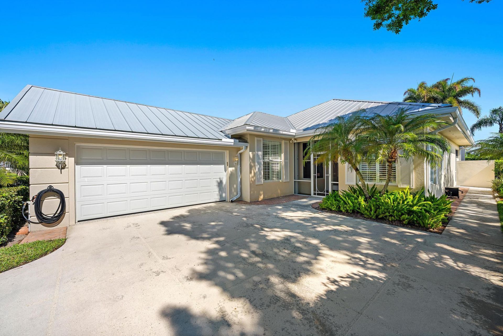 2215 SW Mayflower Drive, Palm City, FL 34990 Photo