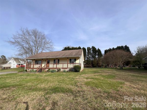 153 White Tail Court, Lexington, NC 27292