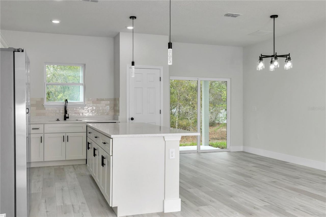 7248 N Radcliff Avenue , Citrus Springs, FL 34434 Photo