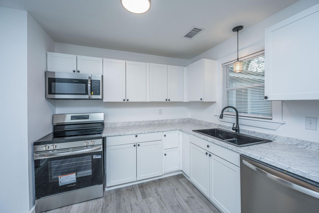 814 Hoss Road Photo 10