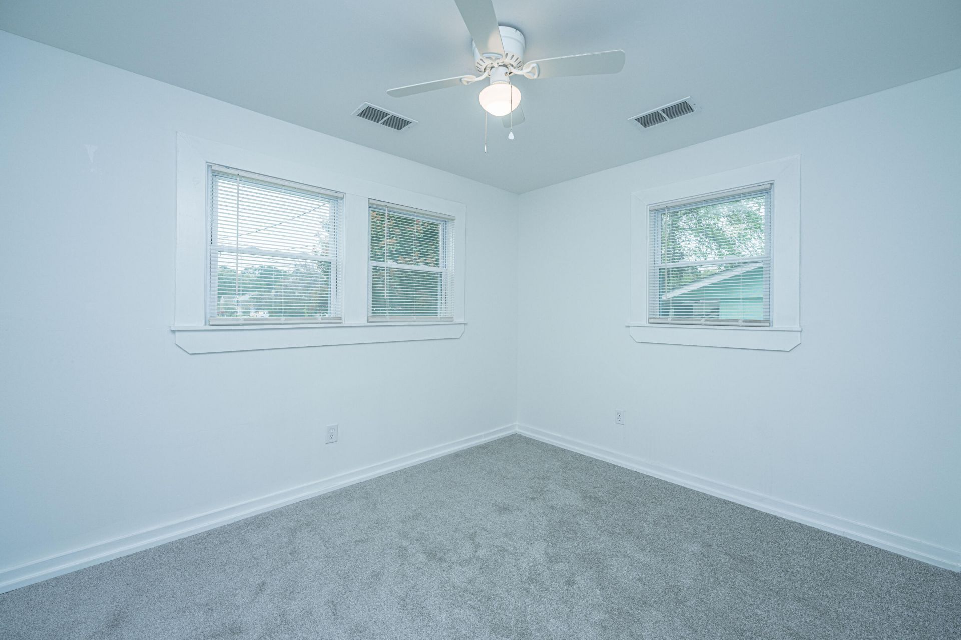 814 Hoss Road Photo 16