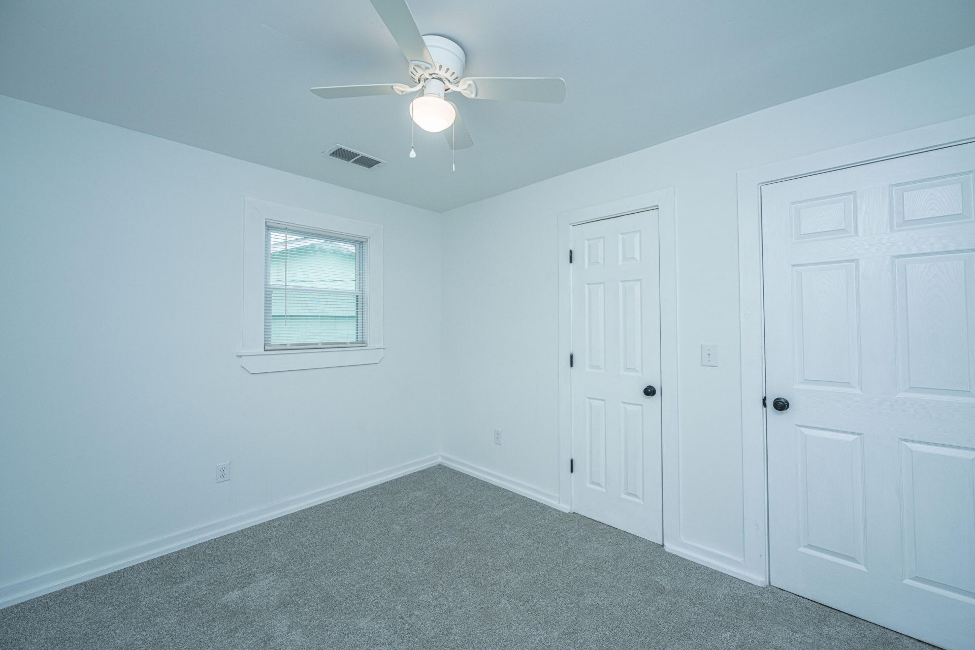 814 Hoss Road Photo 17